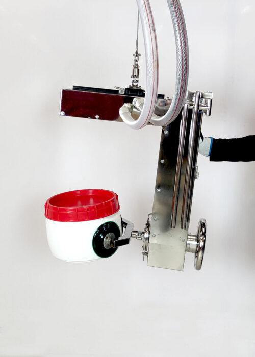 Gripper for drums from the side